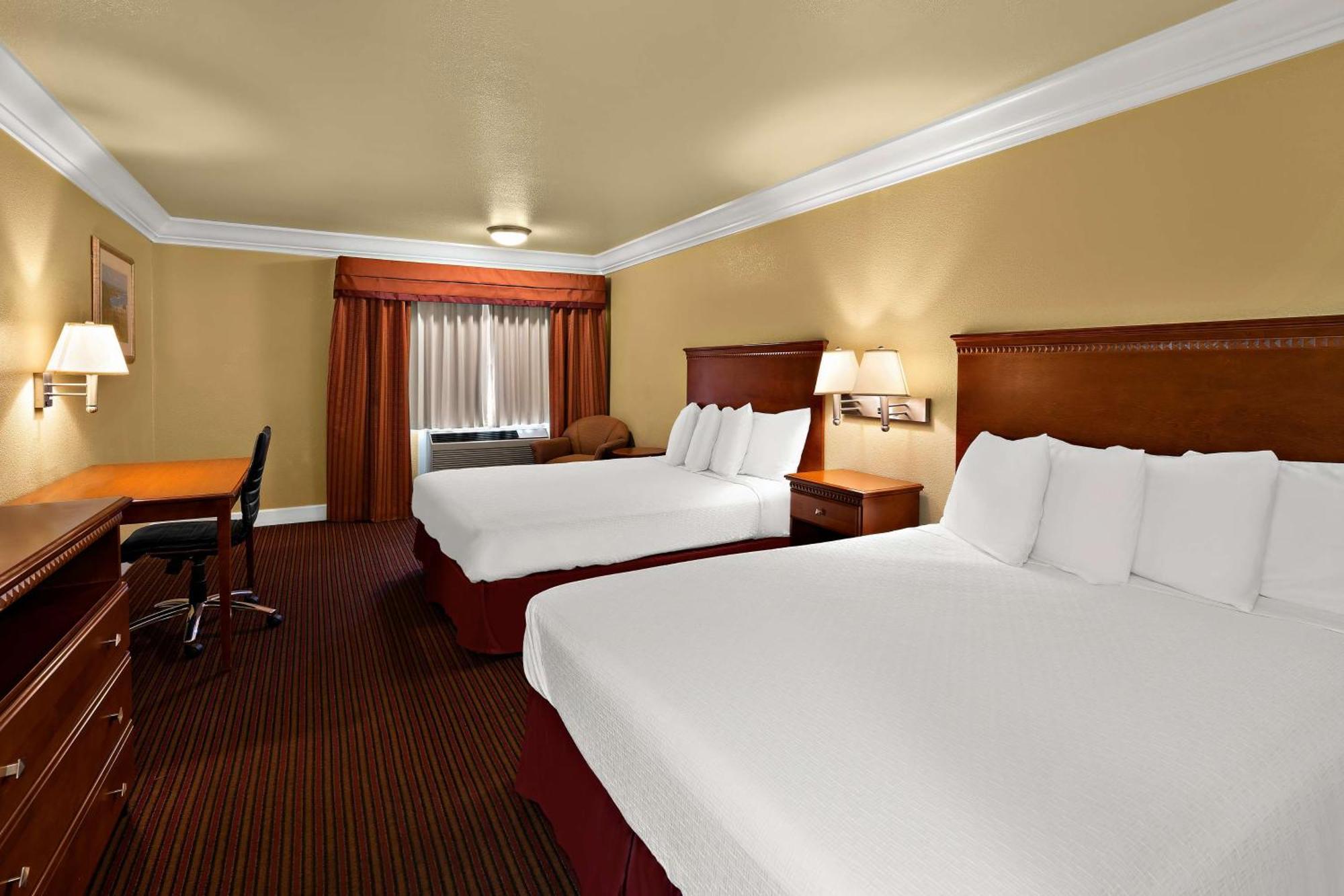 Best Western Willits Inn Экстерьер фото